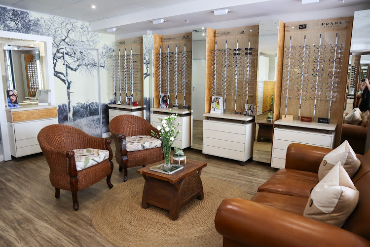 Optometrist135 Rivonia Rd