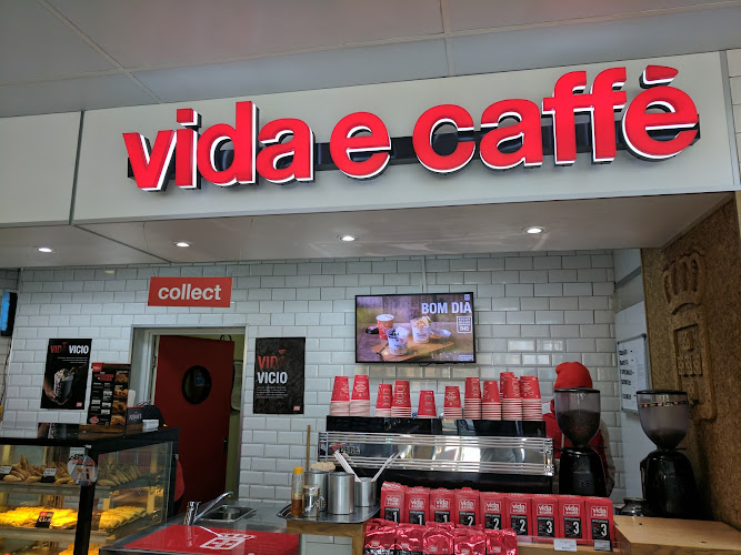 Coffee shopCafe chain influenced by European street culture