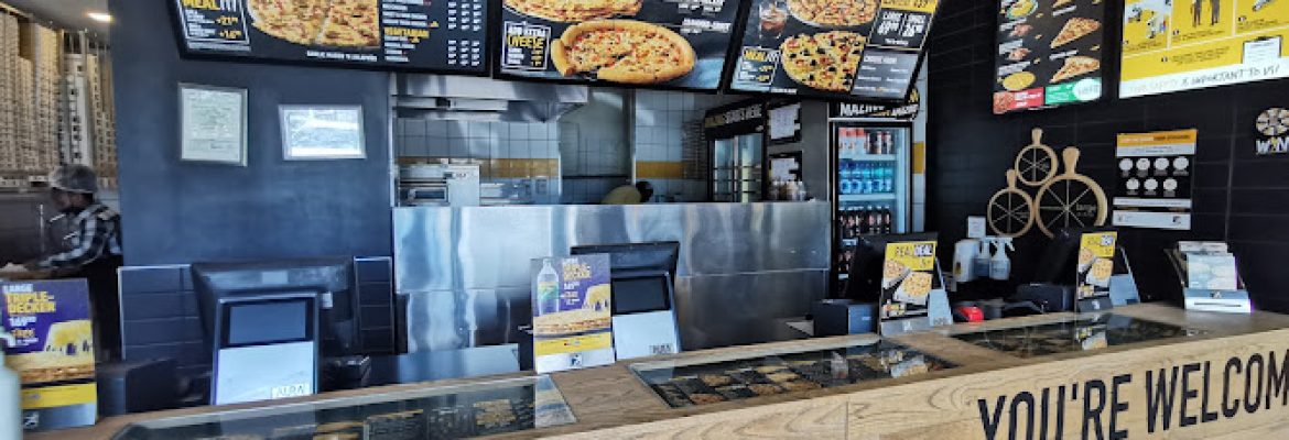 Debonairs Pizza