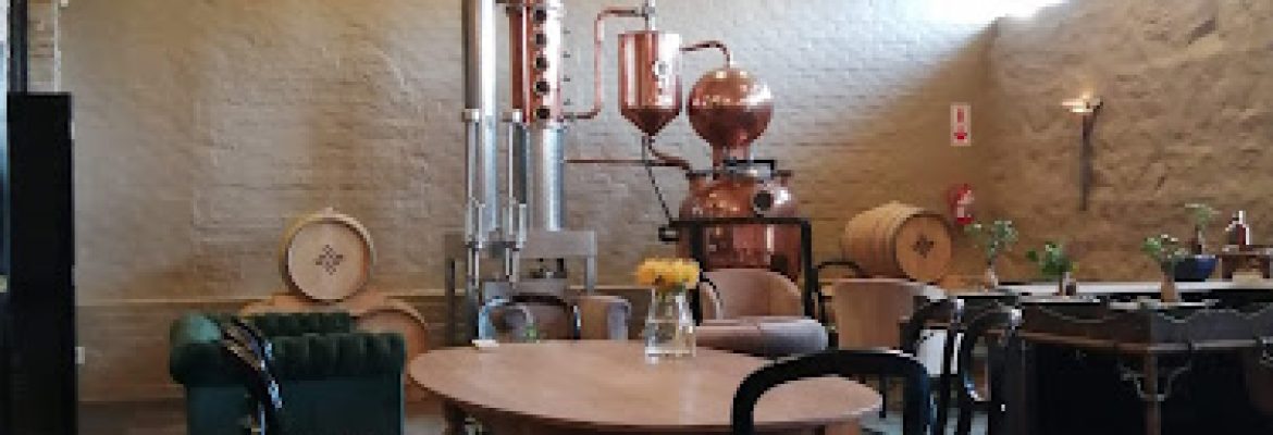 Make your own Gin at Cafe Gannet